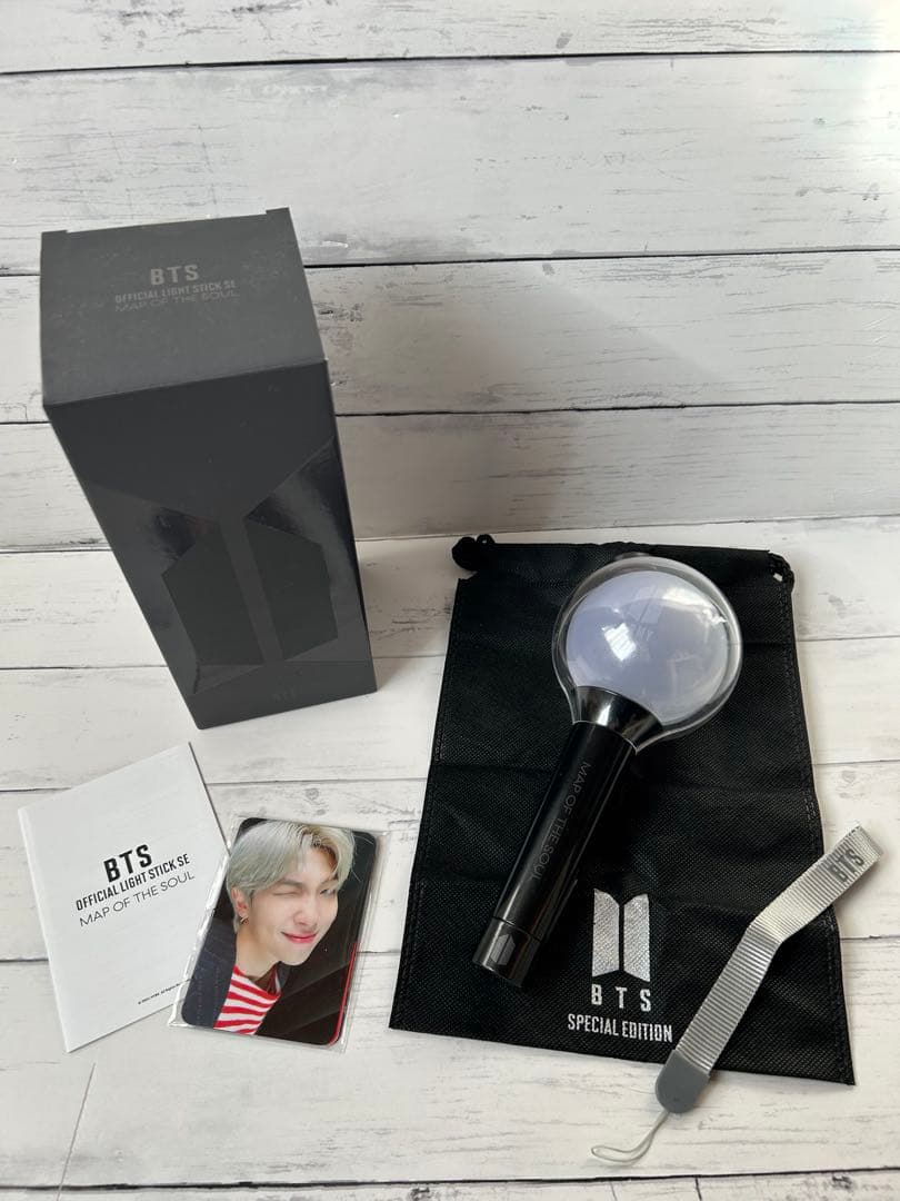 BTS ペンライト アミボム ver.4 MAP OF THE SOUL 未使用 BTS ペンライト アミボム ver.4 MAP OF THE SOUL - メルカリ