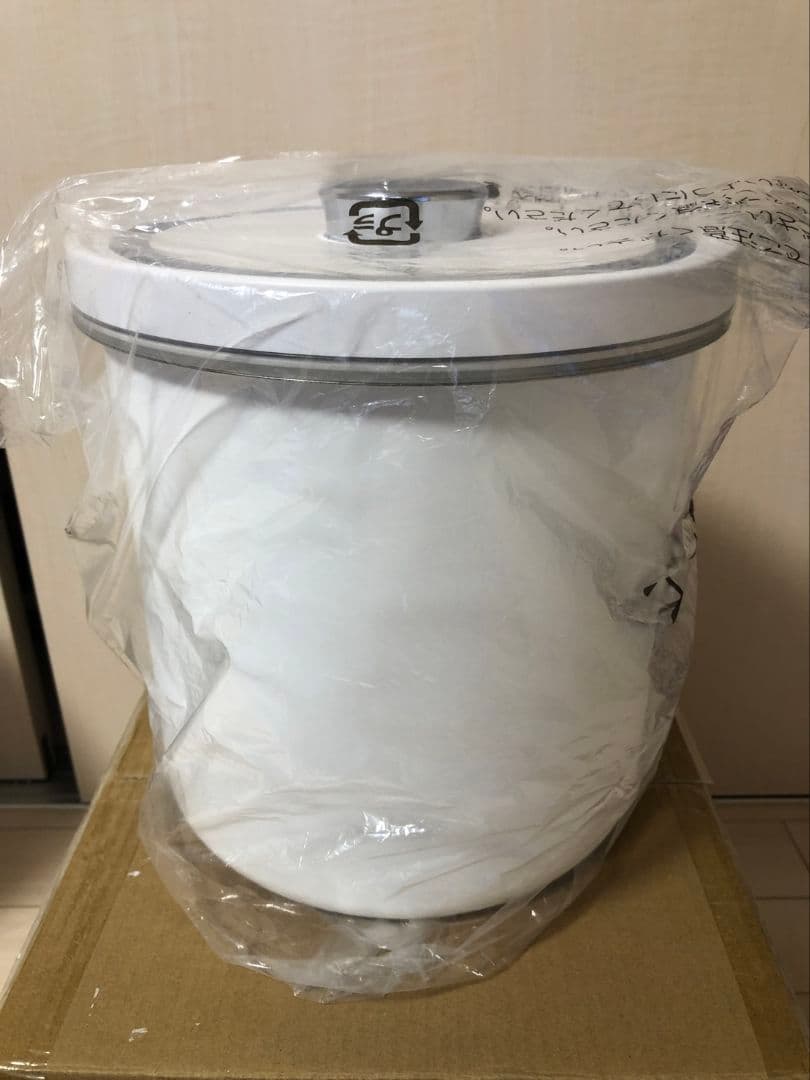 OoBLEホワイト OoBLE rice stocker