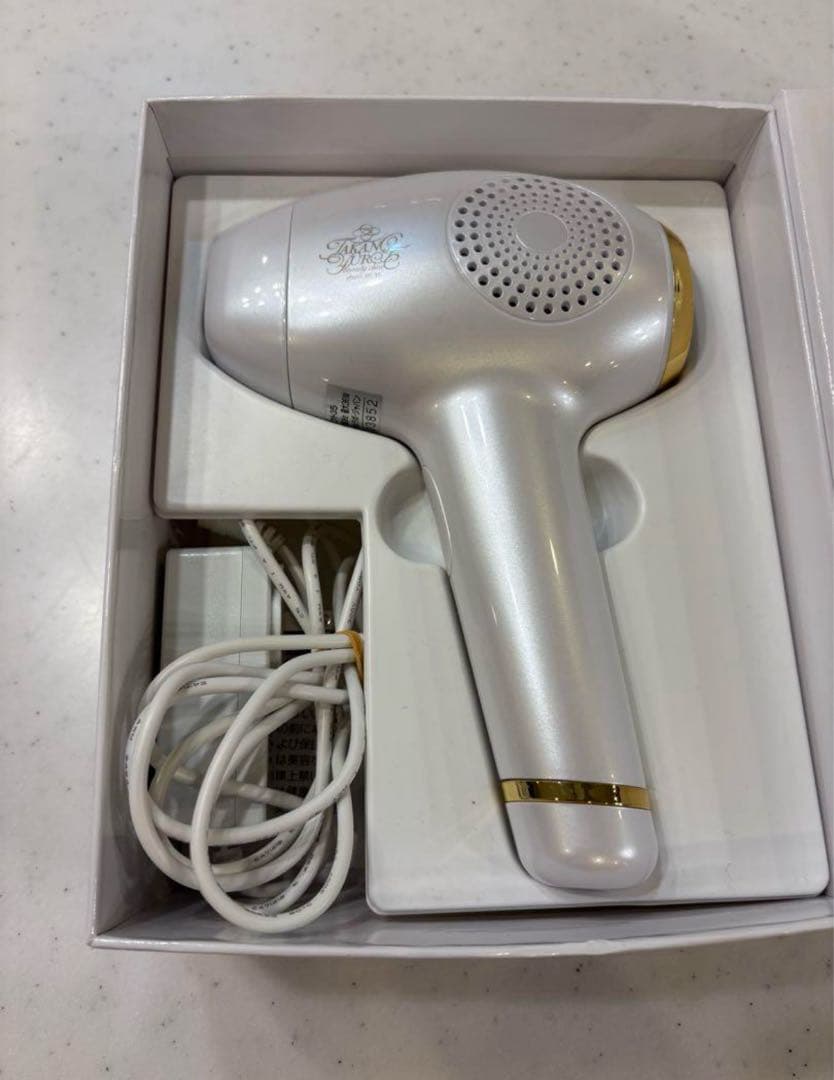 たかの友梨 フォトリフト35 未使用】たかの友梨 フォトリフト35 美顔器