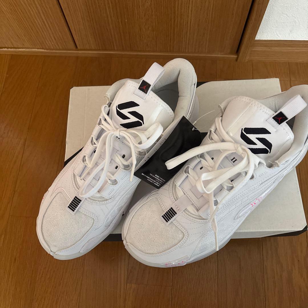 【新品】NIKE JORDAN LUKA2 27.5cm