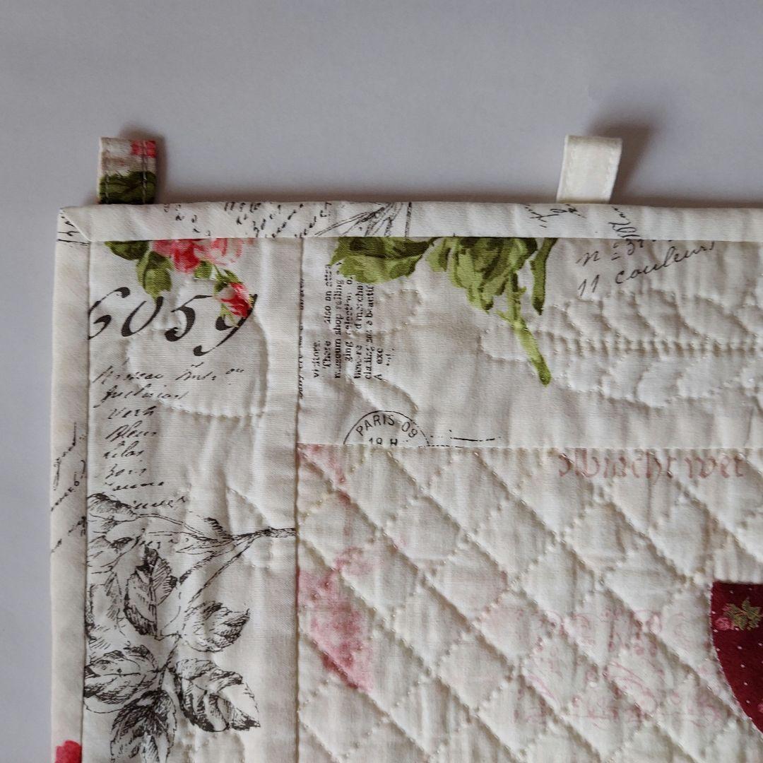 パッチワーク スーちゃん(お姉さん)のタペストリー ハンドキルト