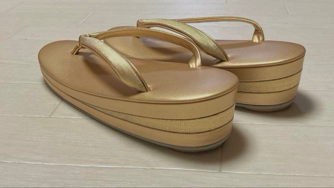 《美品》草履バッグセット　ゴールド　Lサイズ