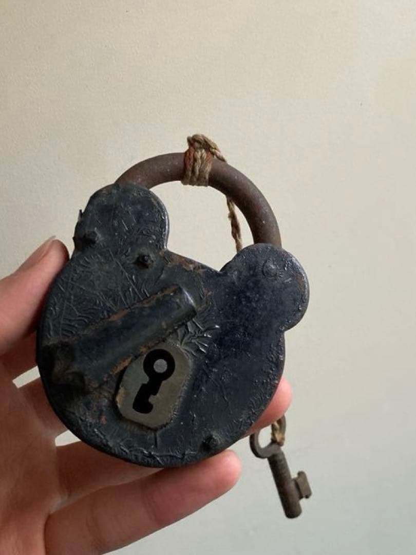 古道具 アンティーク 南京錠 鍵 錠前 クマ型 パドロック ベア - メルカリ