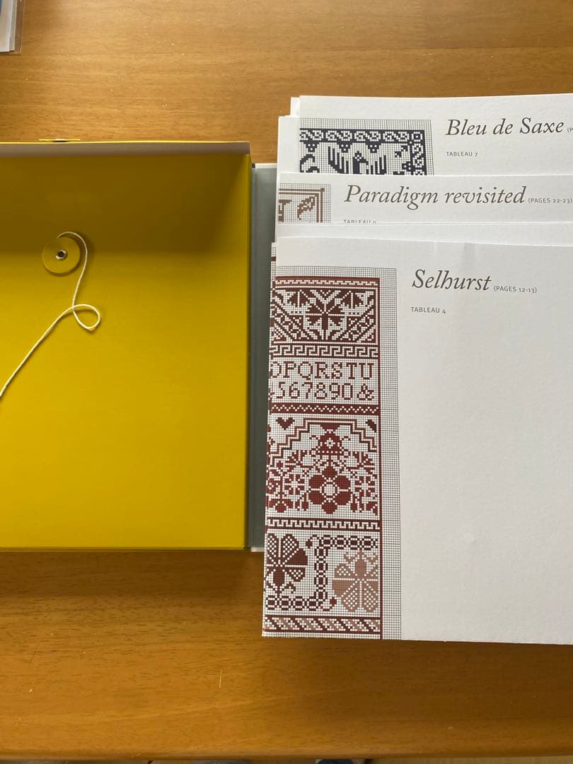 クロスステッチ図案集 L'arbre de Noe' - メルカリ