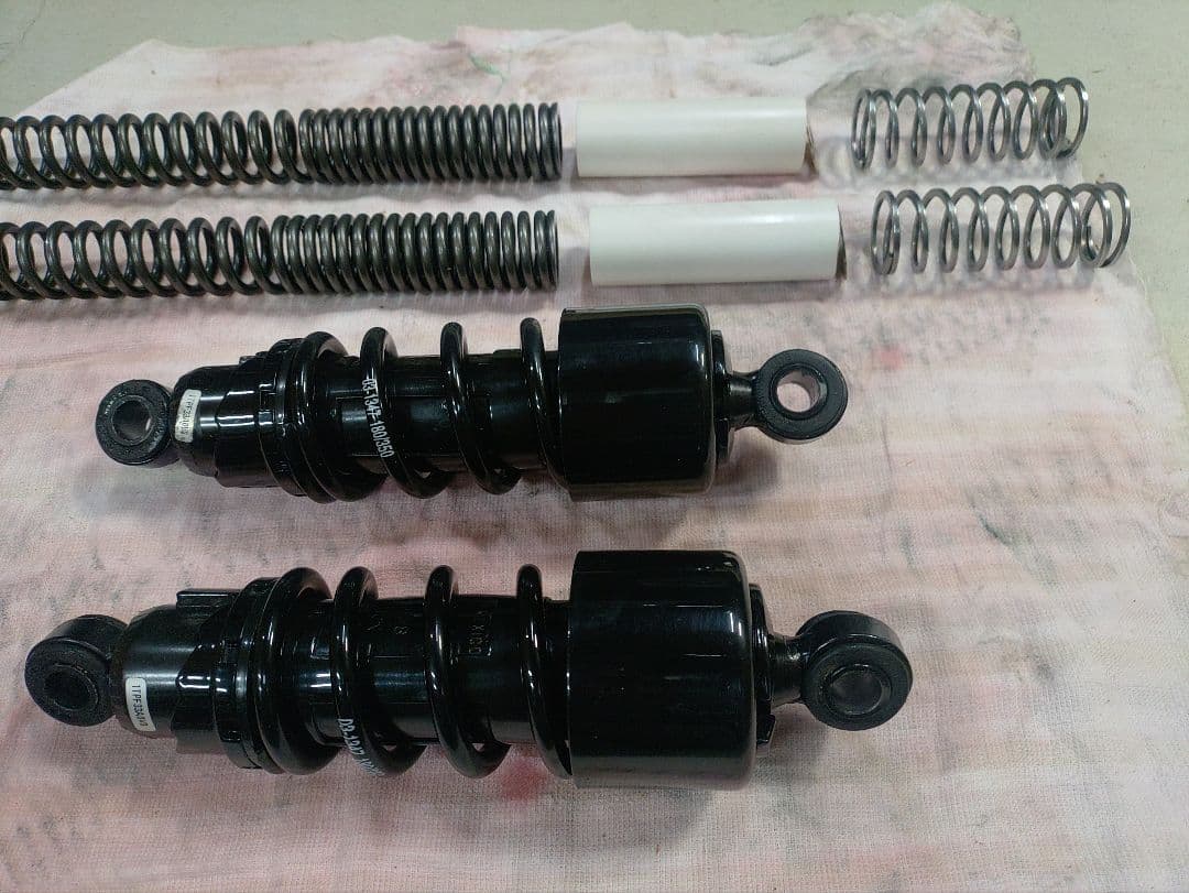 ヤマハSCR950 ボルト950 ローダウンサスペンション - メルカリ