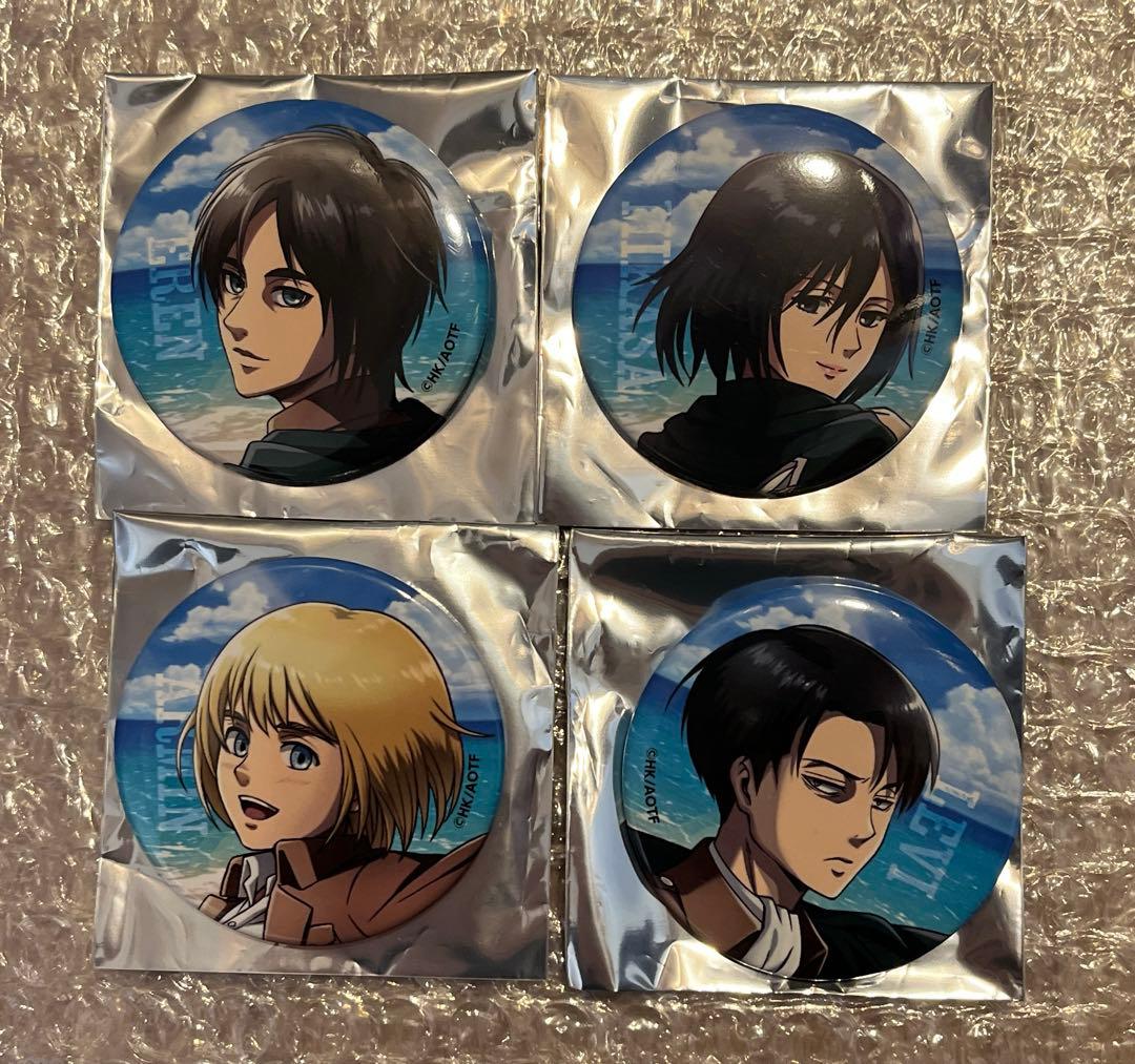 進撃の巨人 カラオケの鉄人 海 缶バッジ 全種 進撃の巨人 ミカサ 缶