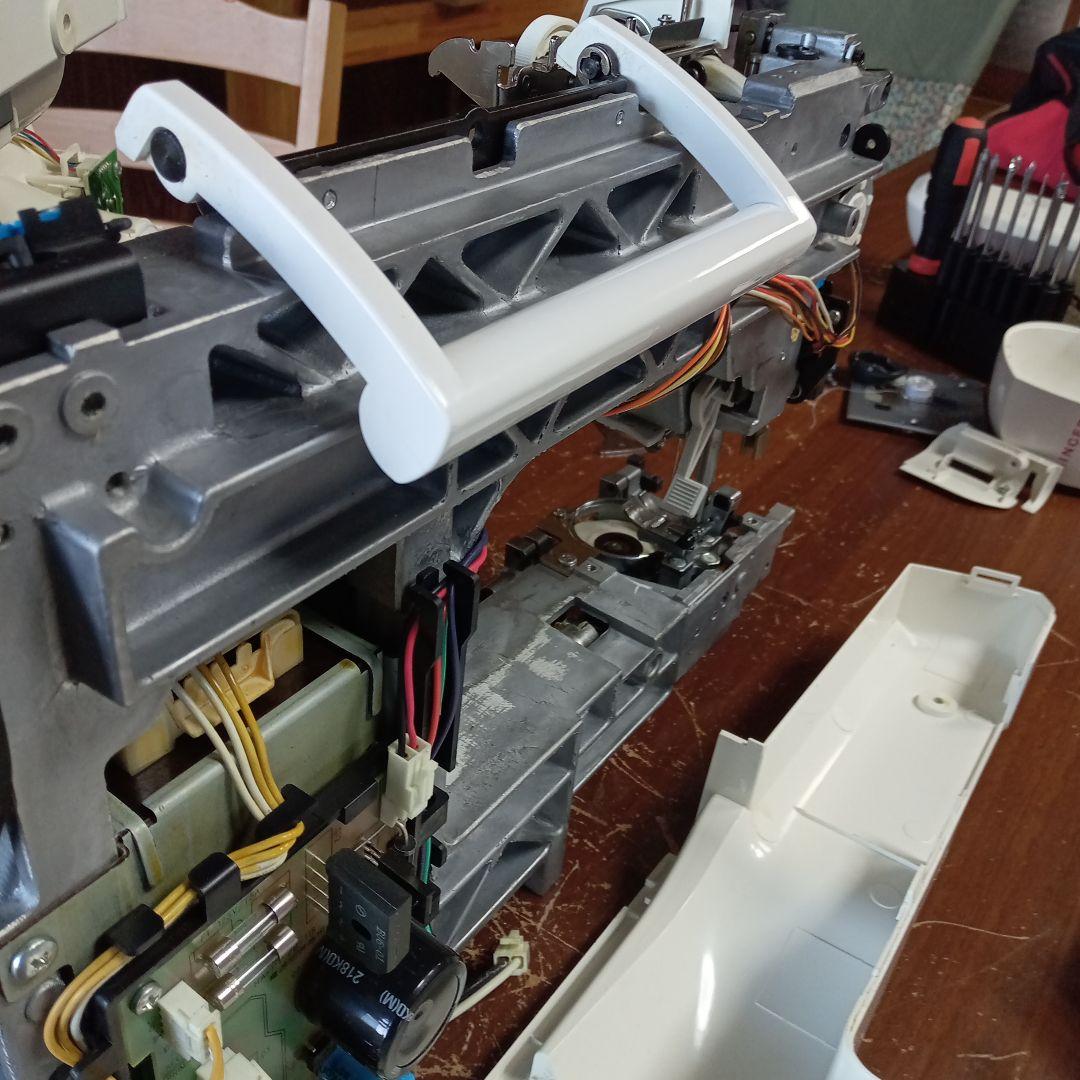 シンガーコンピュータミシン本体 SDー011分解整備済み 超美品