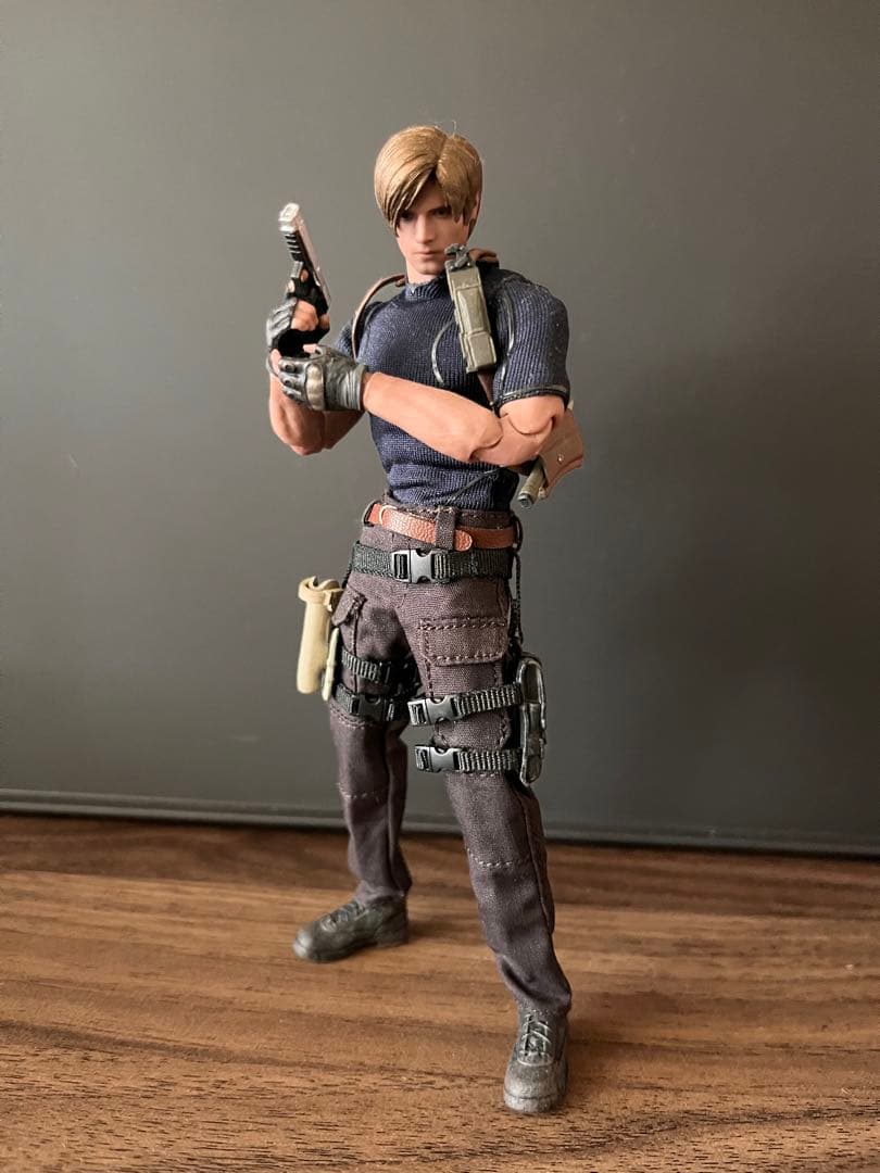 ps5 バイオハザード RE4 レオン 1/12スケール アクションフィギュア
