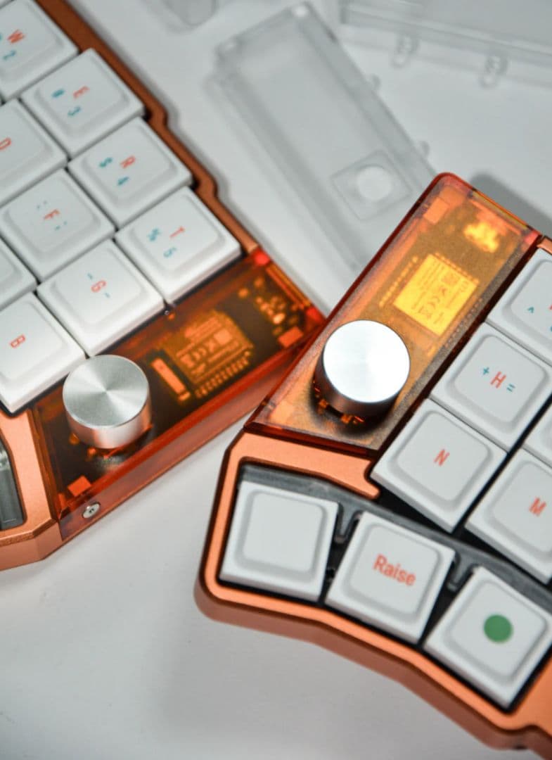 新品未開封】 Cornix LP無線分割キーボード オレンジ+別売専用ポーチ