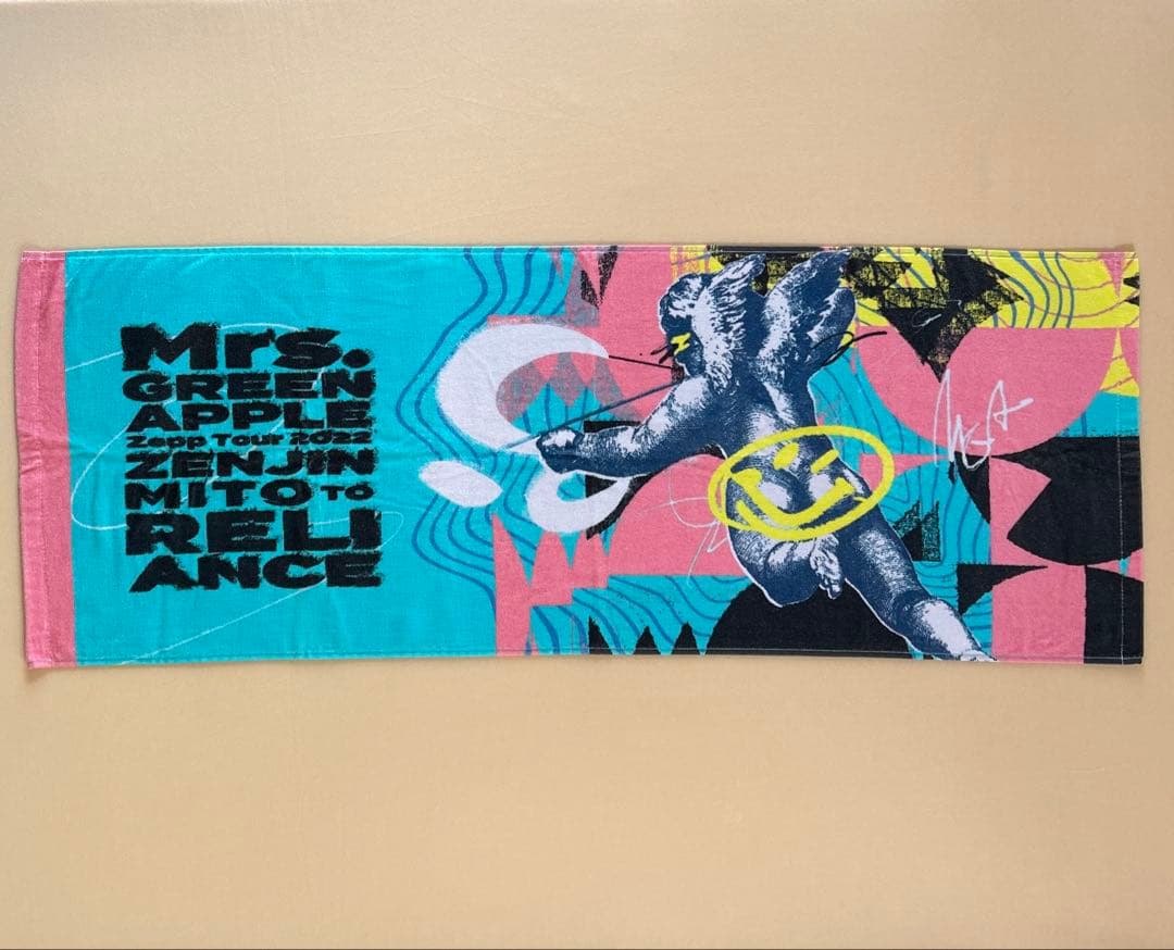Mrs. GREEN APPLE タオル - メルカリ