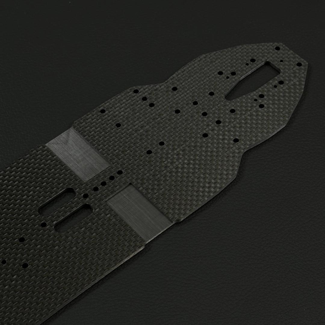 特注品 XRAY X4 2024 2025 専用設計 2.2mm 厚 m2126