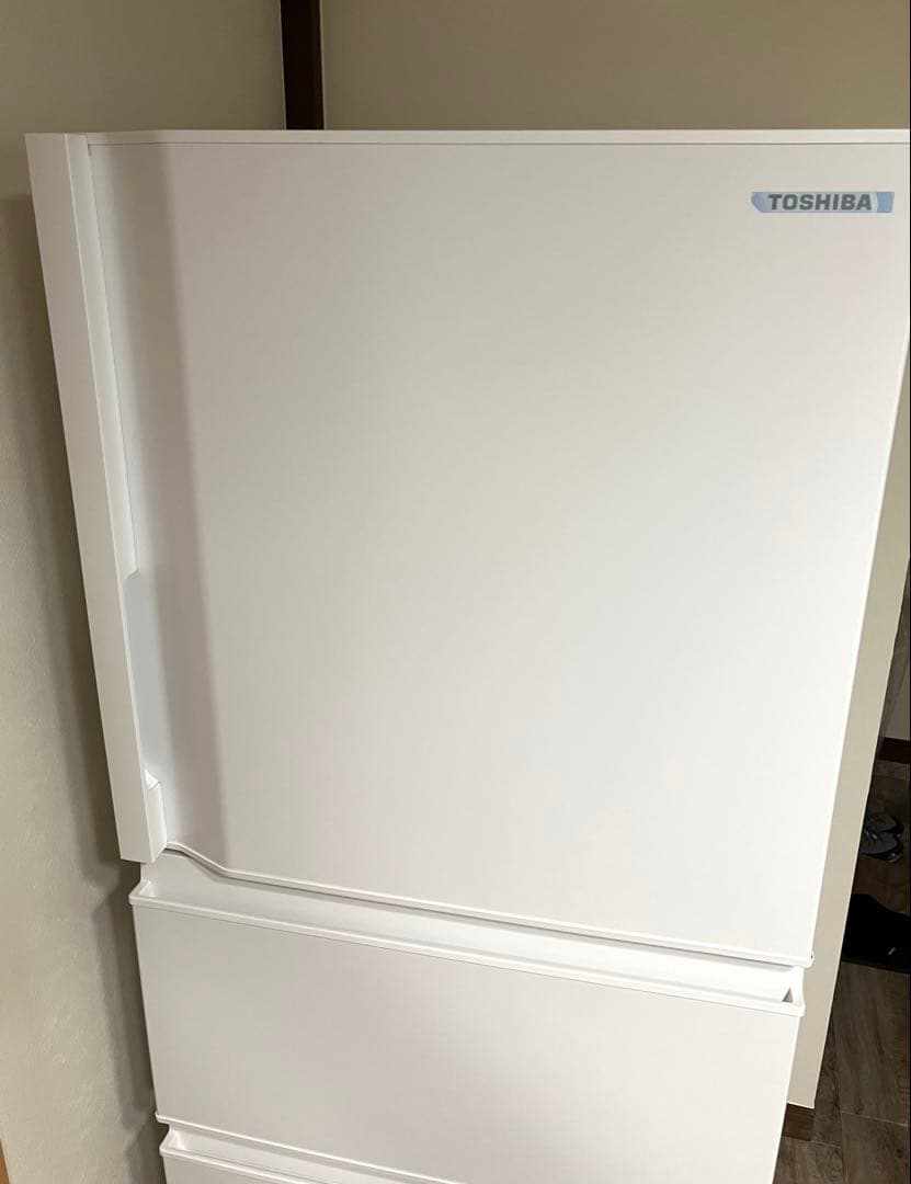 超メルカリ市お値引き】TOSHIBA 冷蔵庫 ホワイト 294リットル