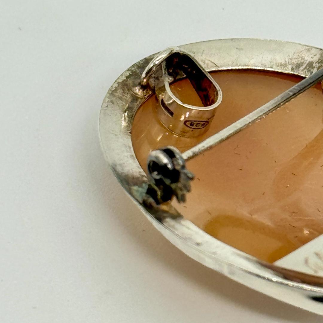 Salvatore Ferragamo フェラガモ ブローチ カメオ 925 - メルカリ