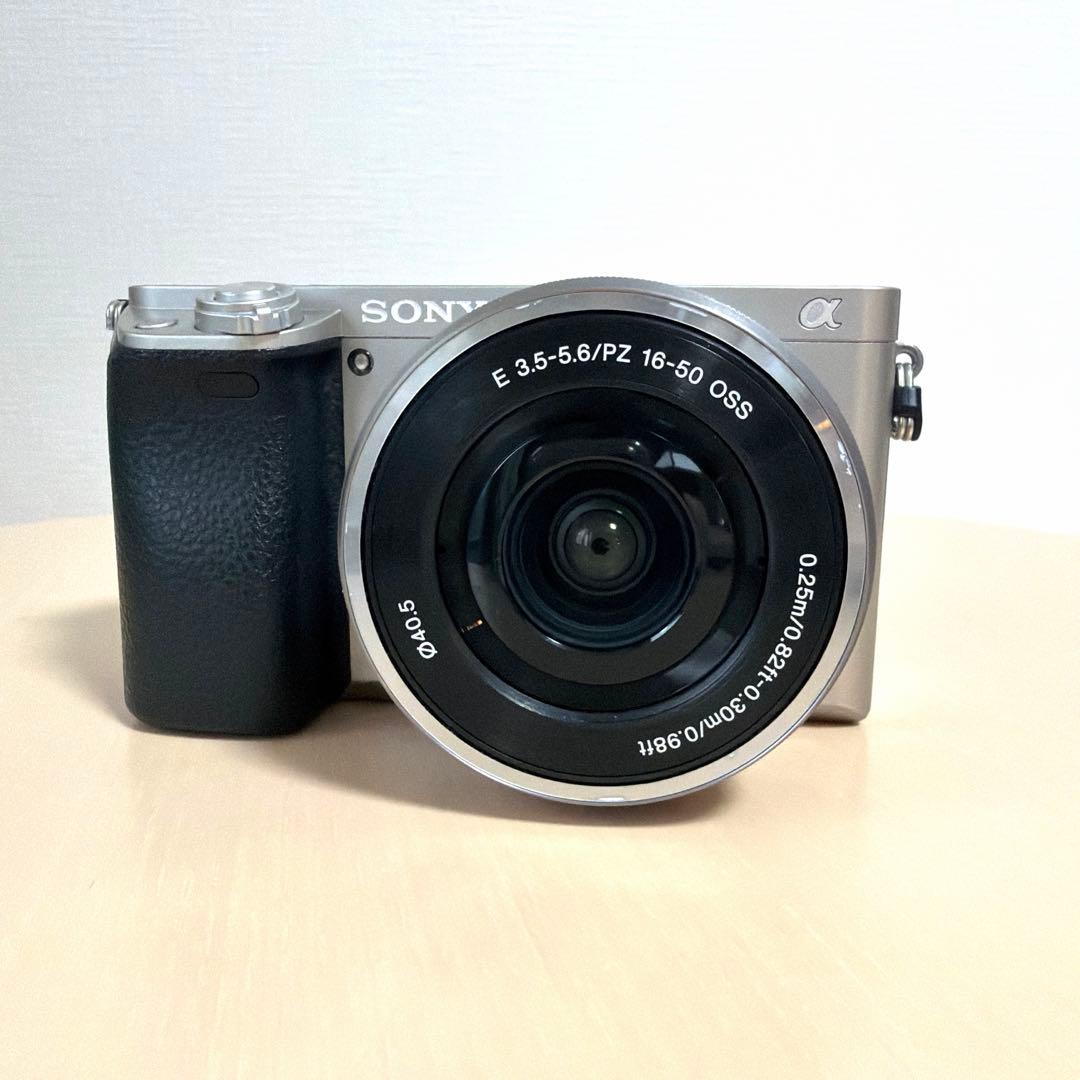 SONY α6000 -ILCE−6000ミラーレス 一眼カメラ