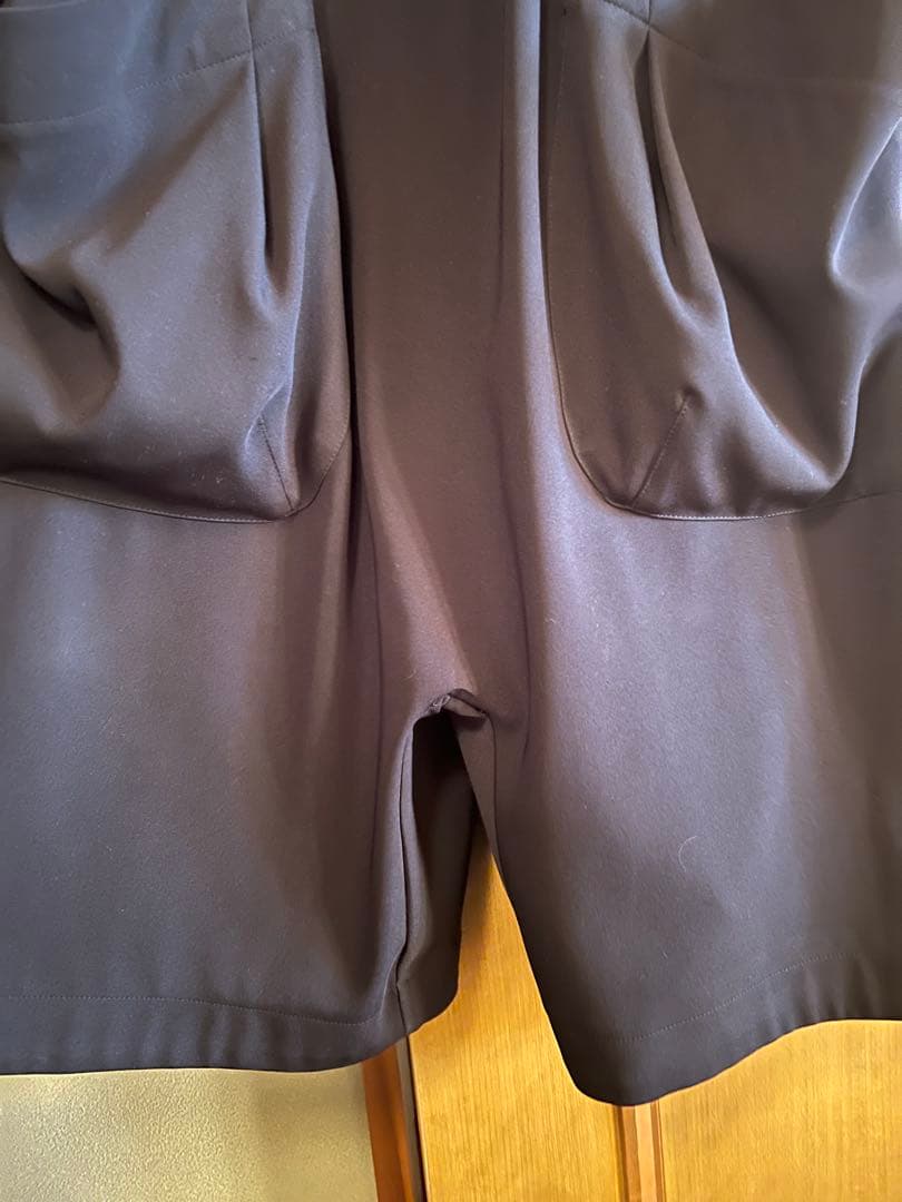 バスコChronicle 黒 ゆったりサルエルパンツ