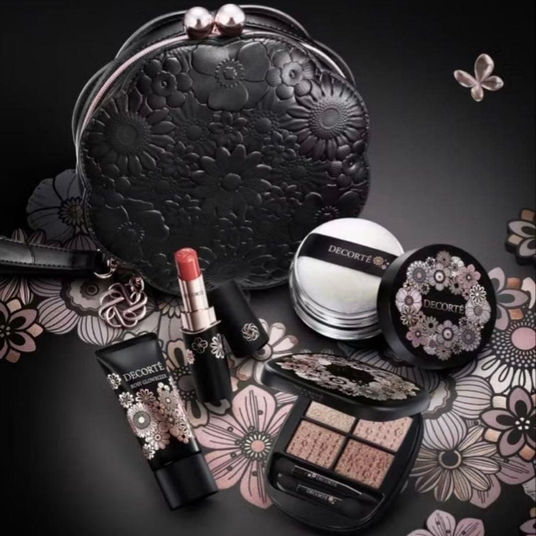 【未開封】コスメデコルテ クリスマスコフレ2025 ❤コスメデコルテ❤クリスマスコフレ 新品・未開封 コスメデコルテ