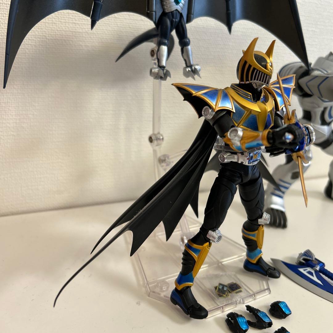 S.H.figuarts フィギュアーツ 仮面ライダー龍騎ミラーモンスター 真骨