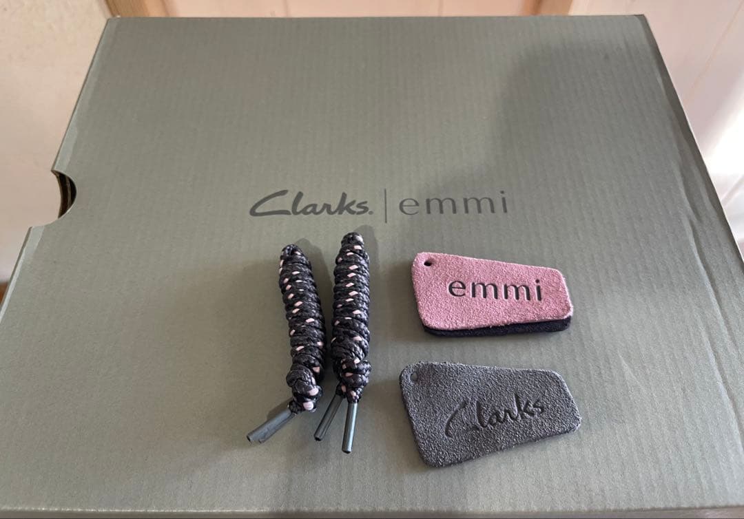 【専用】emmiエミ×Clarksクラークス 別注　クラークス　23.5cm