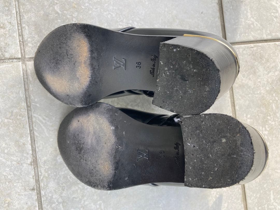 a*o様 超美品 ルイヴィトン LVロゴ サイドジップ パテントレザー