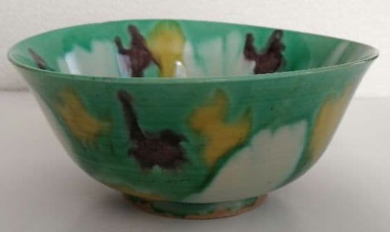 中国　素三彩虎皮斑碗 中国收藏网---新闻中心--康熙素三彩虎皮斑纹圈足钵式炉