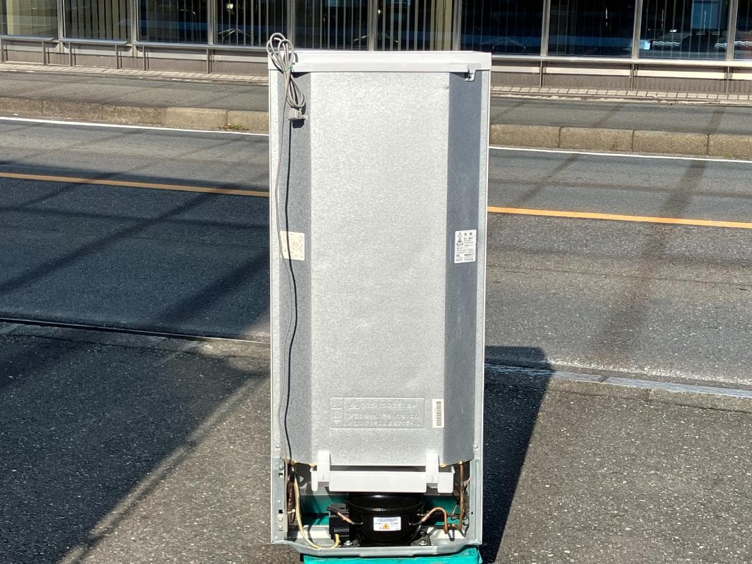 愛知岐阜/送料込☆シャープ 137L冷凍冷蔵庫 SJ-14E6-KW 2019年