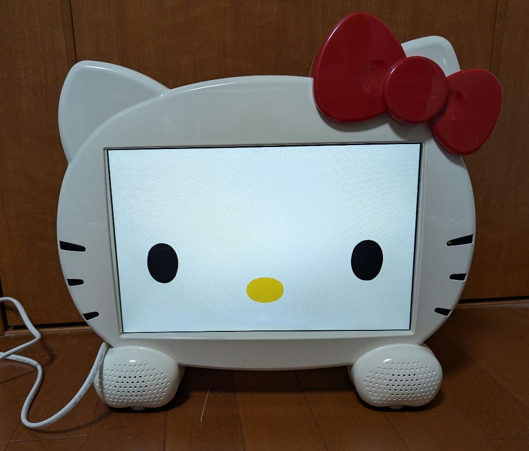 Hello Kitty ハローキティ 13.3インチ液晶テレビ (箱付き） Hello Kitty ハローキティ☆ 液晶テレビ テレビ本体 13.3V - メルカリ