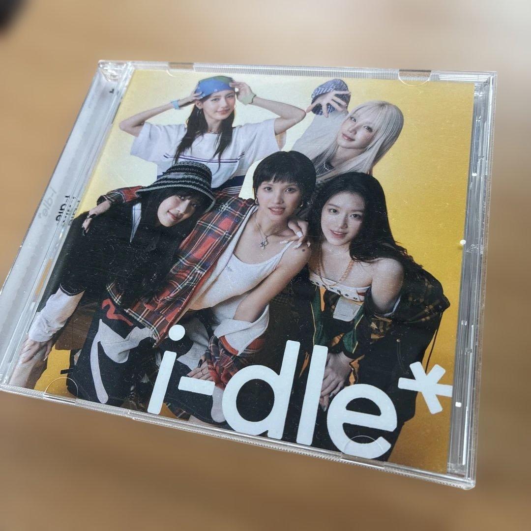 i-dle* CD 埼玉限定ステッカー+ソヨン ウギ シュファ トレカ付き