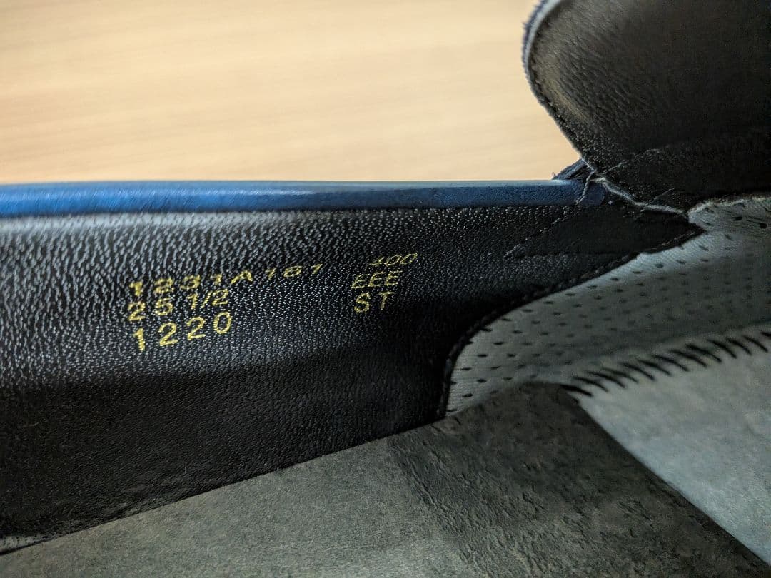 未使用品 ASICS RUNWALK WALKING ネイビー 25.5EEE