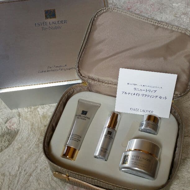 エスティーローダー　リニュートリィブ　アルティメイト　リフティングセット リニュートリィブ アルティメットリフトジュヴネイティングソフト