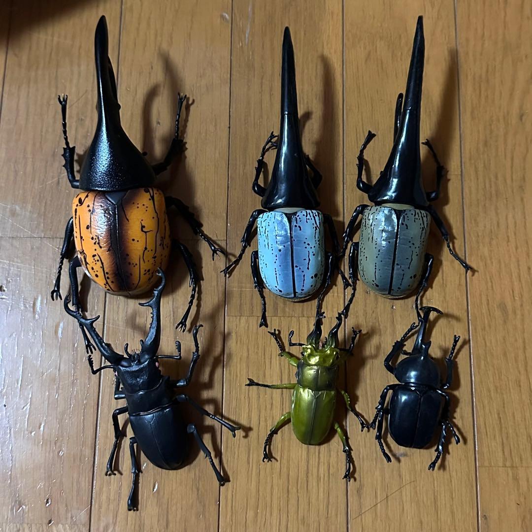 ヘラクレスオオカブト ギラファノコギリクワガタ オウゴンオニクワガタ