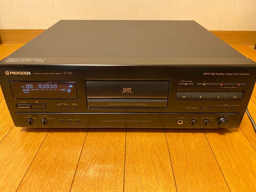 Pioneer D-05 DATデッキ リモコン説明書付き 動作確認済み □DATデッキ □ DATデッキ PIONEER D-05 （美品、整備済、取扱い説明書