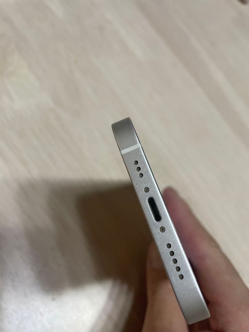 ジャンク】iPhone12 64GB SIMフリー 背面割れ バッテリー72% - メルカリ