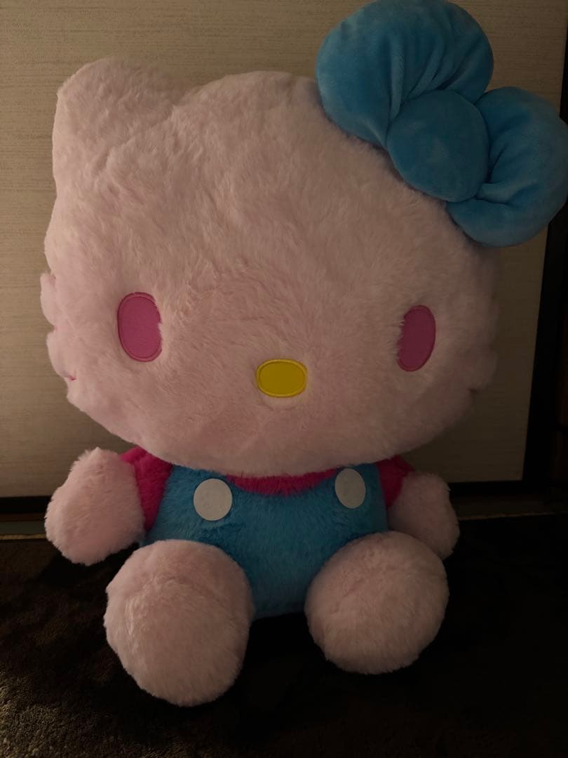 ぴ*ん様 ハローキティ ぴんくとみずいろドールGJ - メルカリ