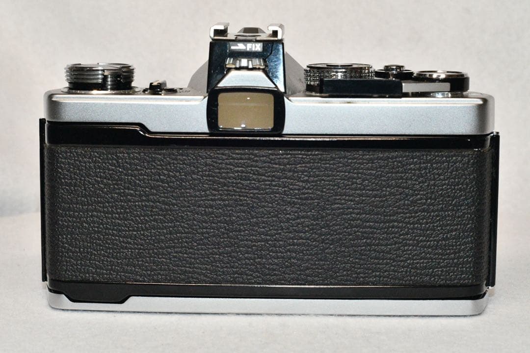 お値引き《動作品》OLYMPUS OM-1+標準レンズ付き a402