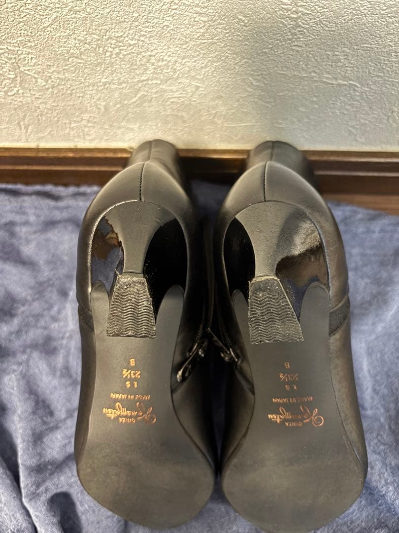 銀座かねまつ　ミススレンダーブーツ 23.5cm