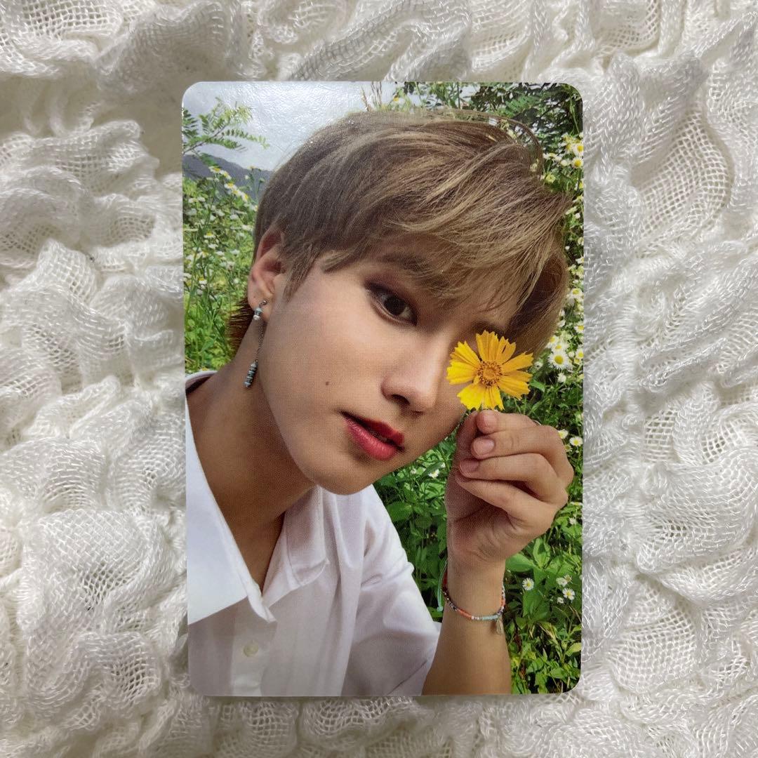 Stray Kids NOEASY お花トレカ ノイジー スキズ ハン - メルカリ