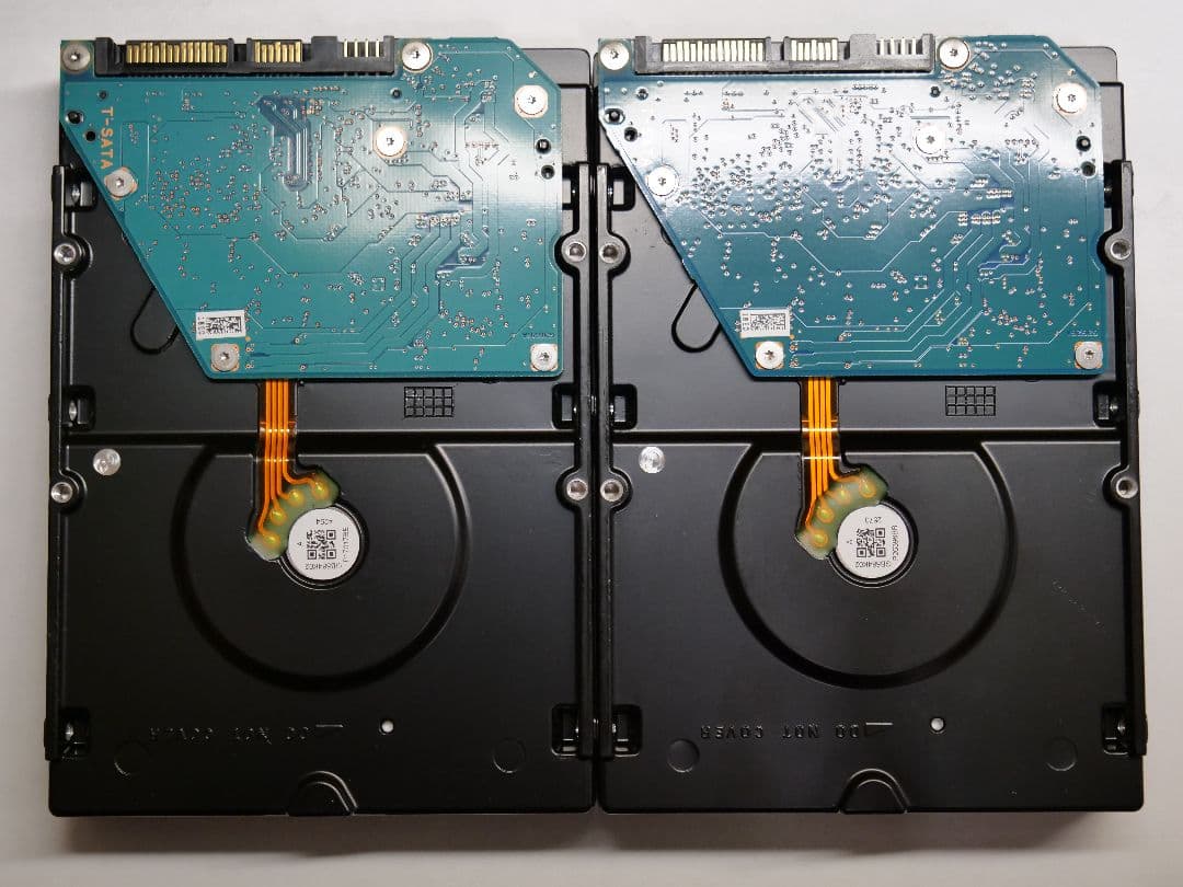 東芝 HDD 3TB 2台セット NAS向け MD04ACA300 初期化済み - メルカリ