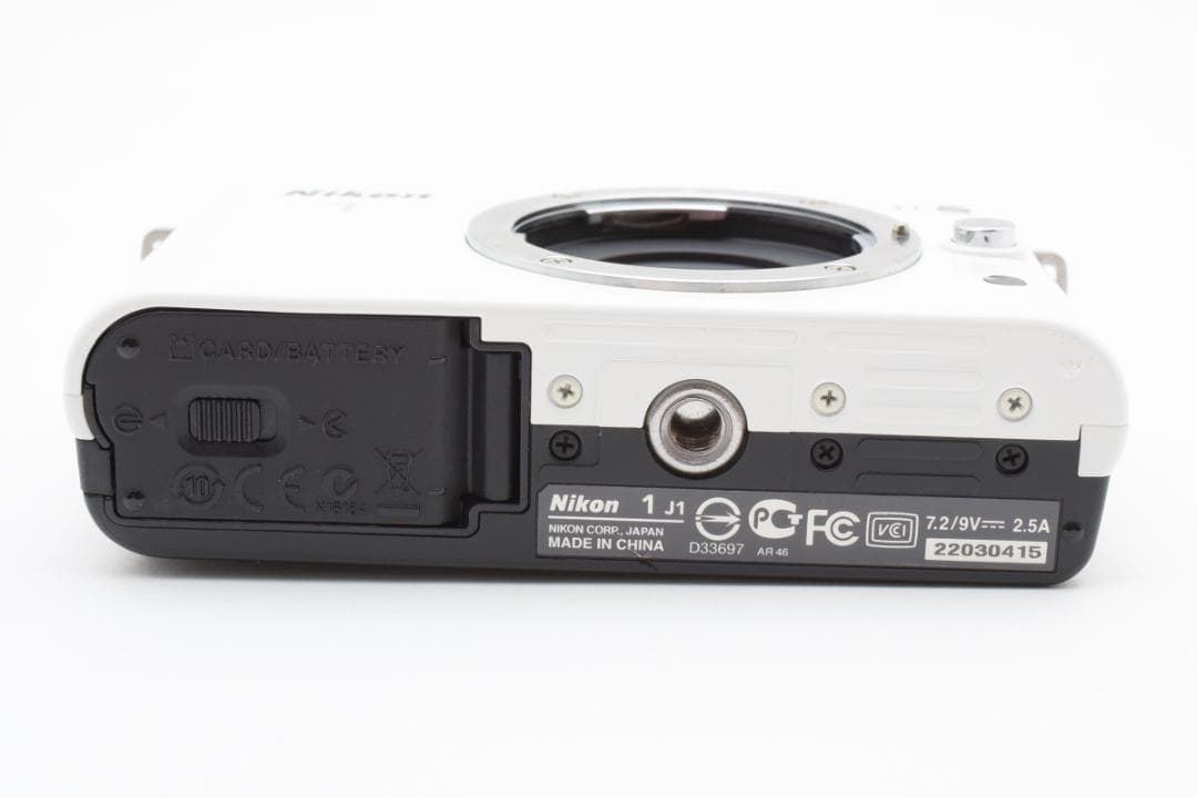超美品 ニコン Nikon J1 ホワイト ショット数 2,258枚 M807