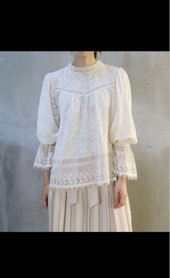 極美品ハグオーワー×ヌキテパアンティークレース調ブラウス - メルカリ