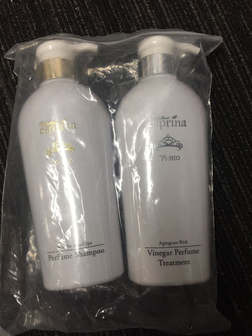 エスプリーナ シャンプー&トリートメント本体+大容量レフィル チューブ7点