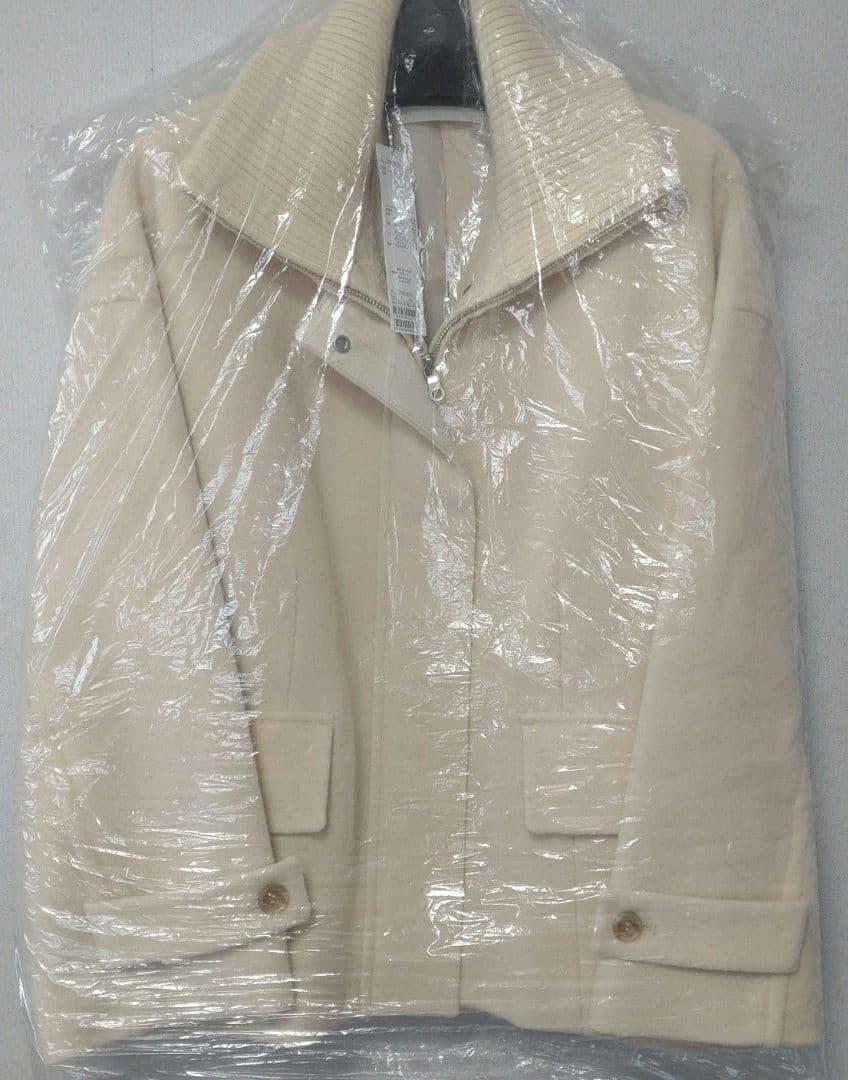 完売 実物写真掲載 完売 ココディール リブカラーウール混コート