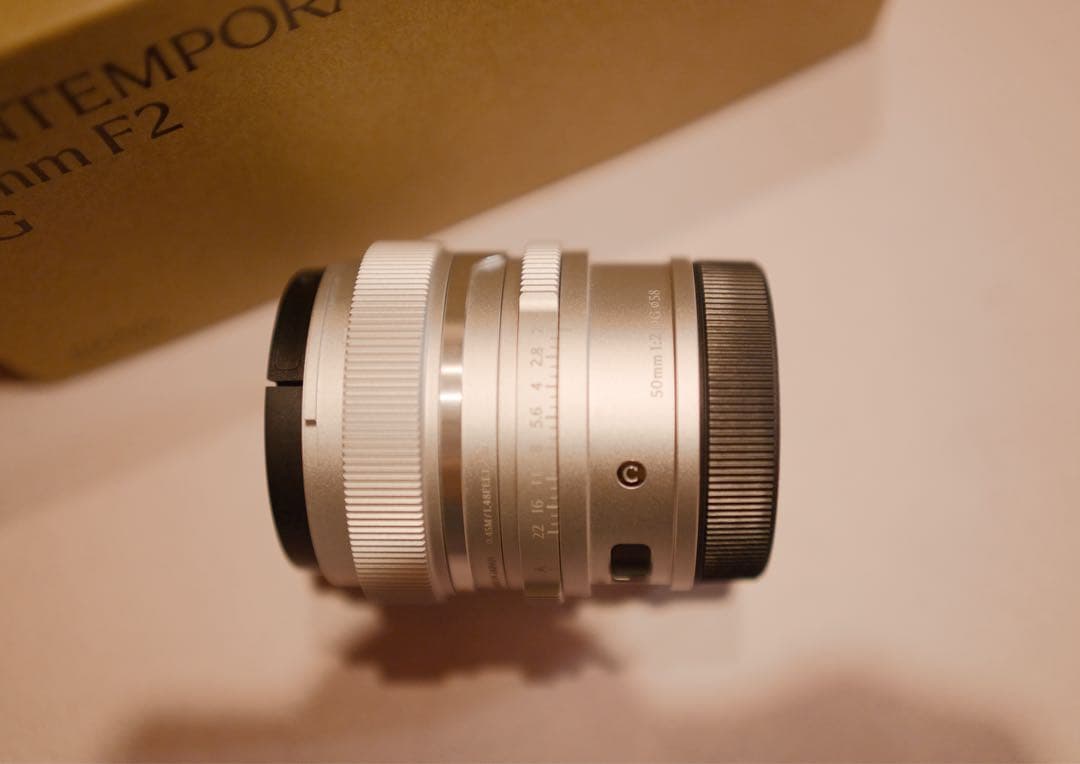【美品】SIGMA Contemporary 50mm F2 DG 単焦点レンズ SIGMA 50mm F2 DG DN Contemporary実写レビュー。普段の相棒にしたく