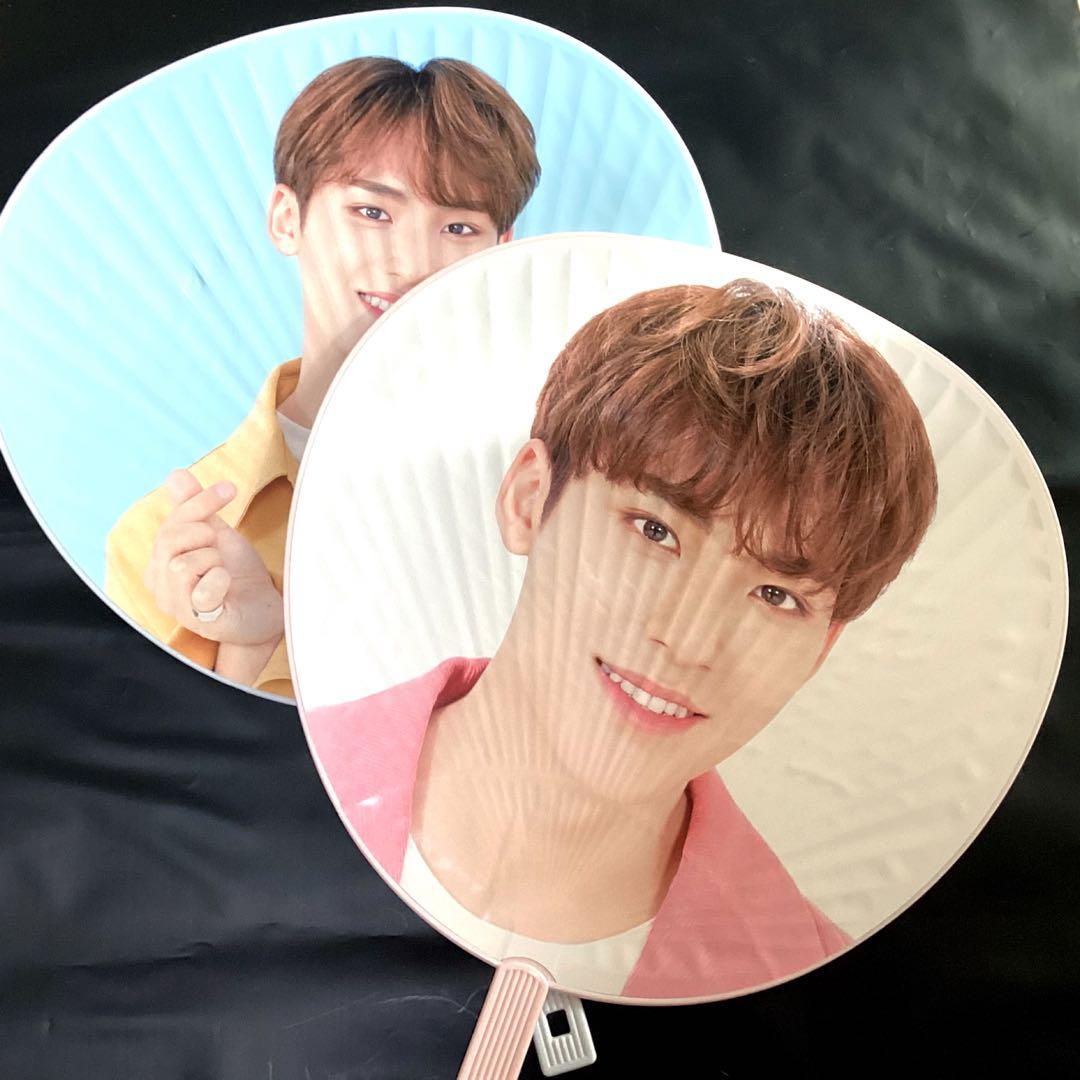 SEVENTEEN ミンギュ ペンミうちわ 2本セット MINGYU セブチ - メルカリ