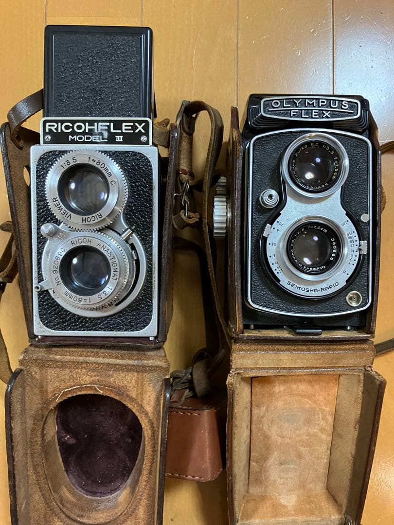 り*ご様 アンティーク　ビンテージ　カメラ　オリンパス　戦前？　2眼レフ　骨董品 り*ご様 アンティーク ビンテージ カメラ オリンパス 戦前？ 2眼レフ