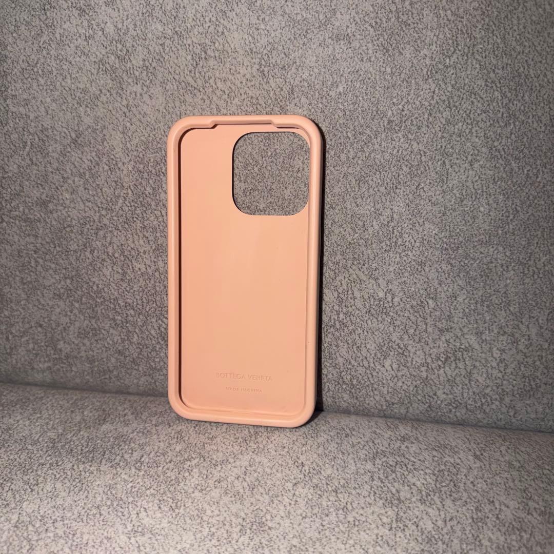 iPhone 15pro ボッテガ シリコンケース - メルカリ