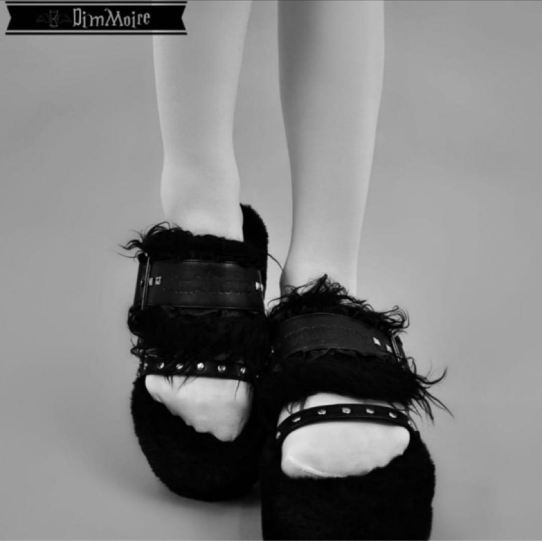 DimMoire ディムモアール ファー×スタッズサンダル ブラック　黒 DimMoire【ディムモアール】ファー×スタッズサンダル/Black