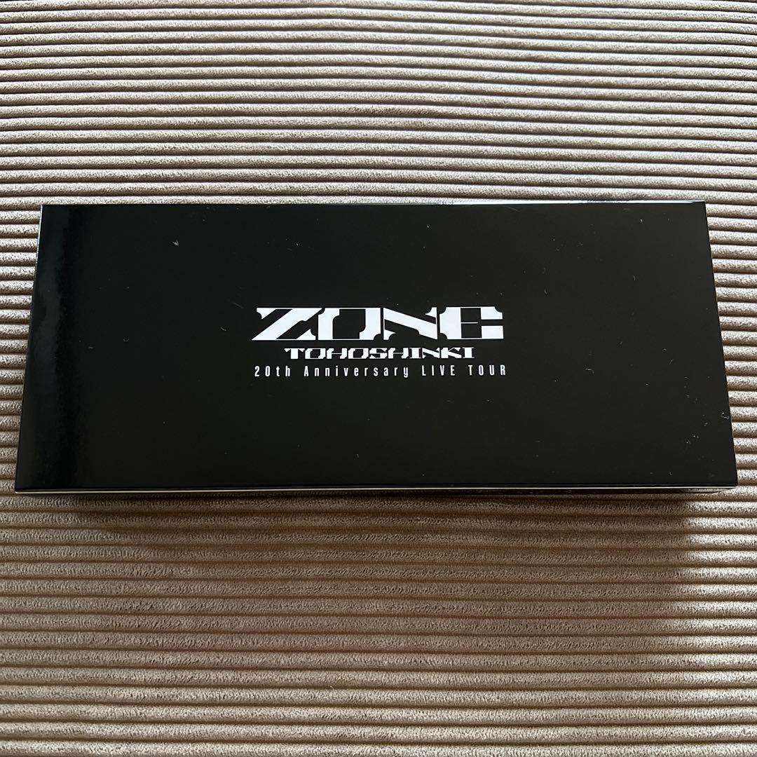 東方神起 2025 ZONEツアー スーパープレミアムシート付属グッズ - メルカリ