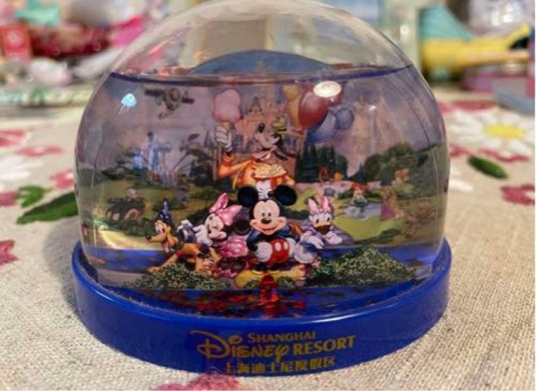 上海ディズニー スノードーム - メルカリ