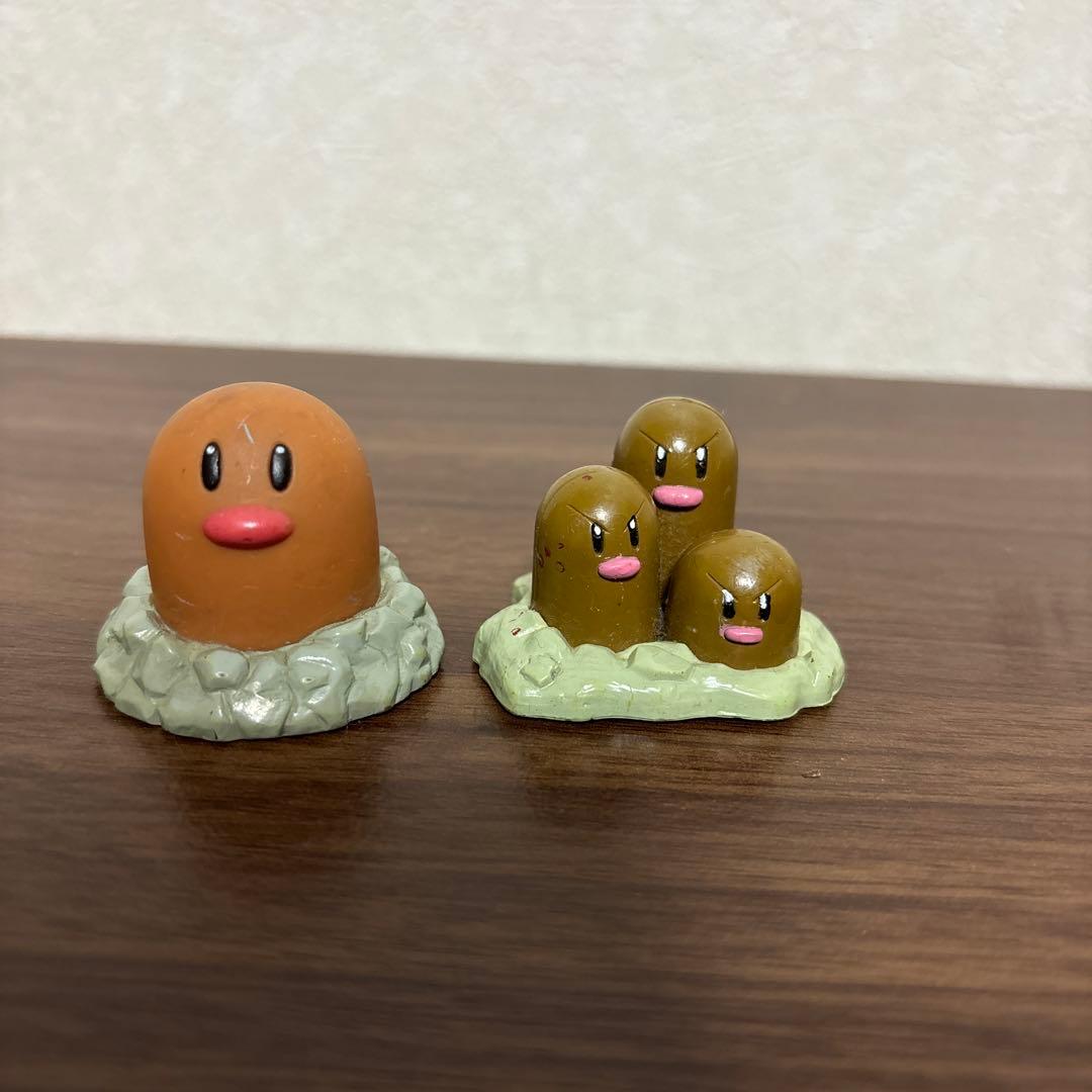 モンコレ ダグトリオ（指人形ディグダ付き） - メルカリ