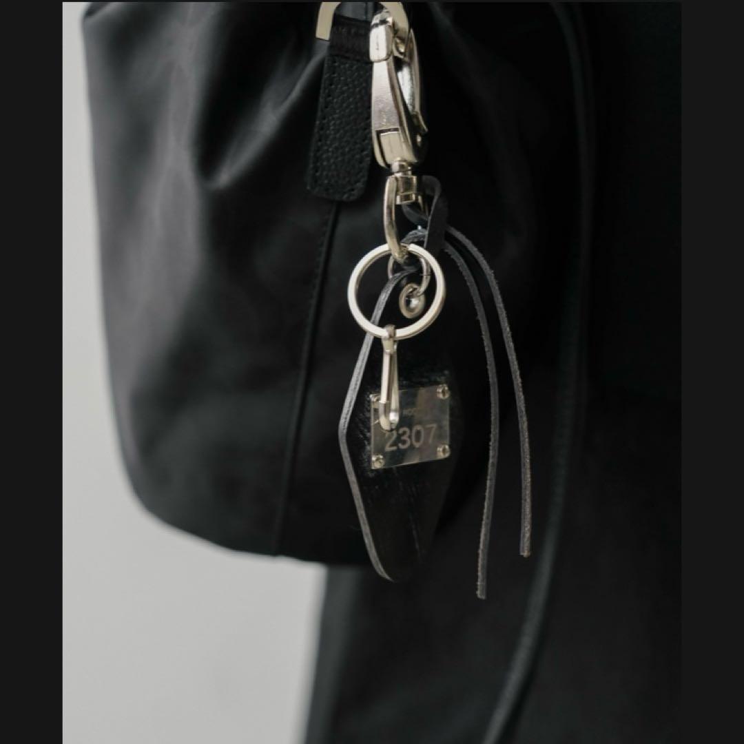 【CTHY】 HIGH-END LEATHER ROOM KEYRING LUXURY MATERIAL LEATHER ROOM KEYRING by BRIDLE
